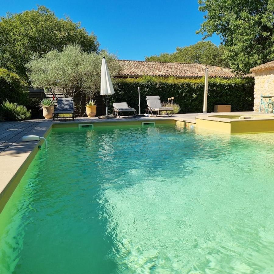 Villa Charmante A Lussan Avec Piscine Privee Et Jardin Closa Exterior foto